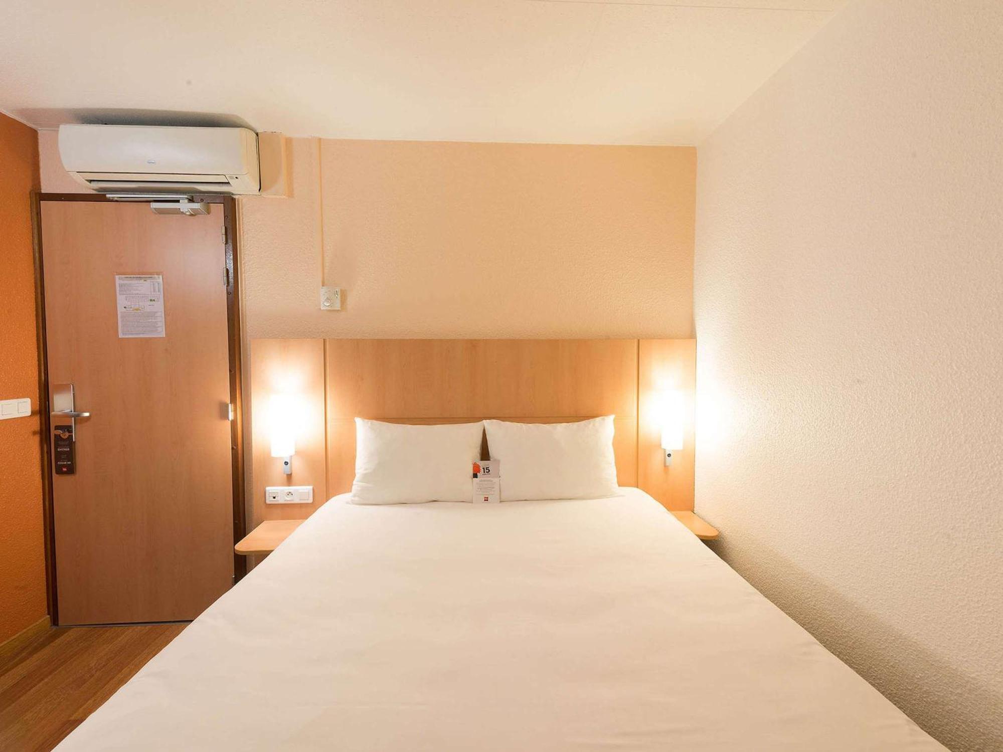 Ibis Limoges Centre Hotel Exterior foto